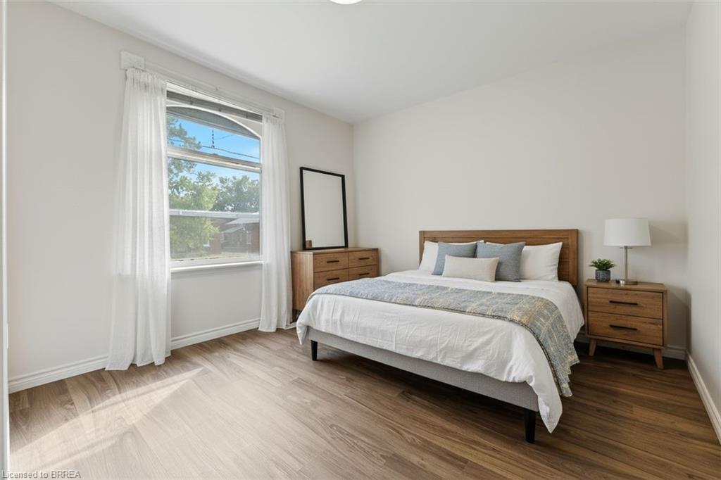 150 Elgin Street Unit: LOWER