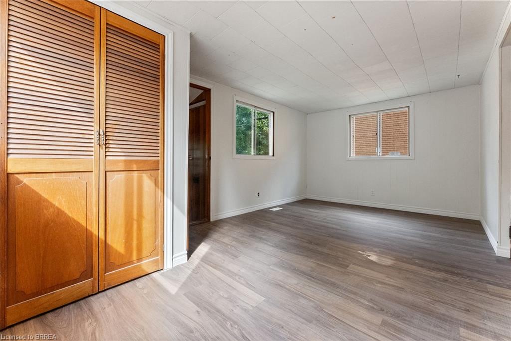 150 Elgin Street Unit: LOWER