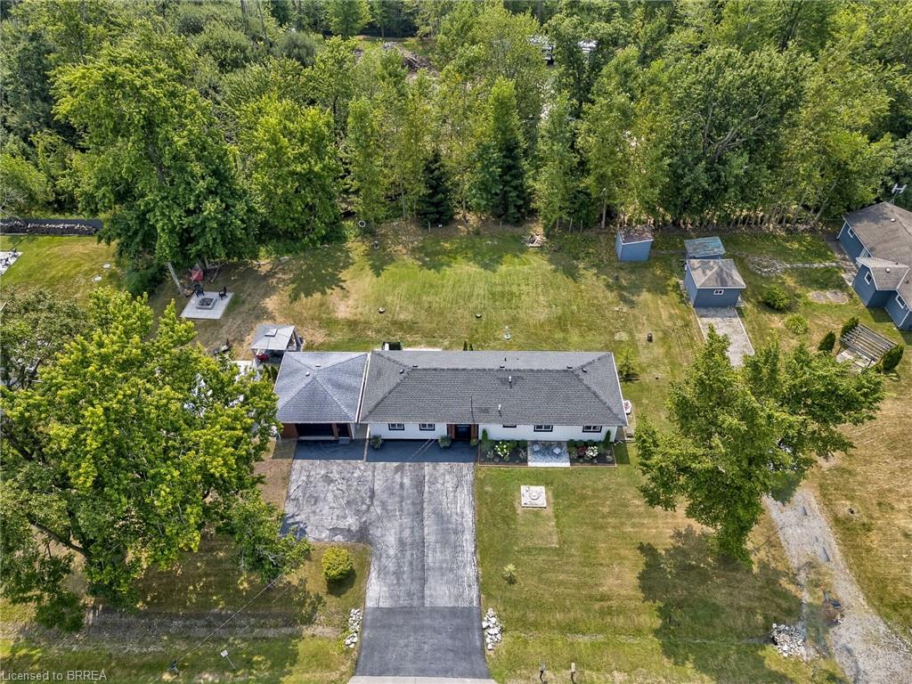 2525 Vimy Road