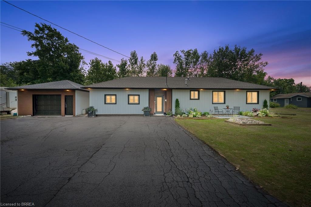 2525 Vimy Road