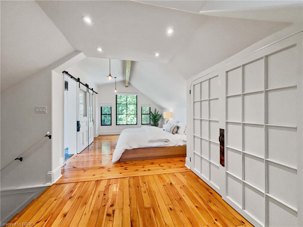 65 Forbes Avenue