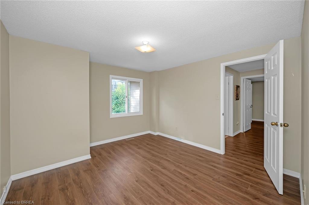 10 Avonbridge Court