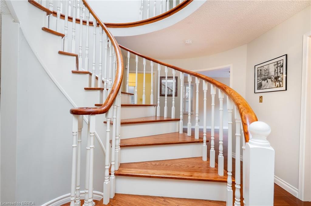 972 Gablehurst Crescent