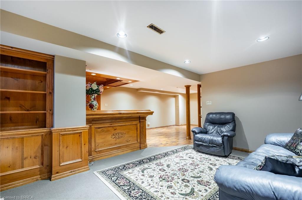 972 Gablehurst Crescent