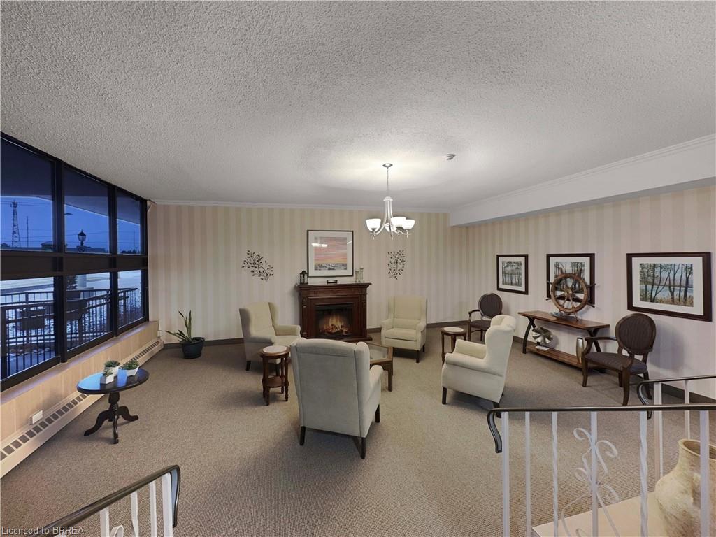 101-640 West Street, Brantford Unit: 101