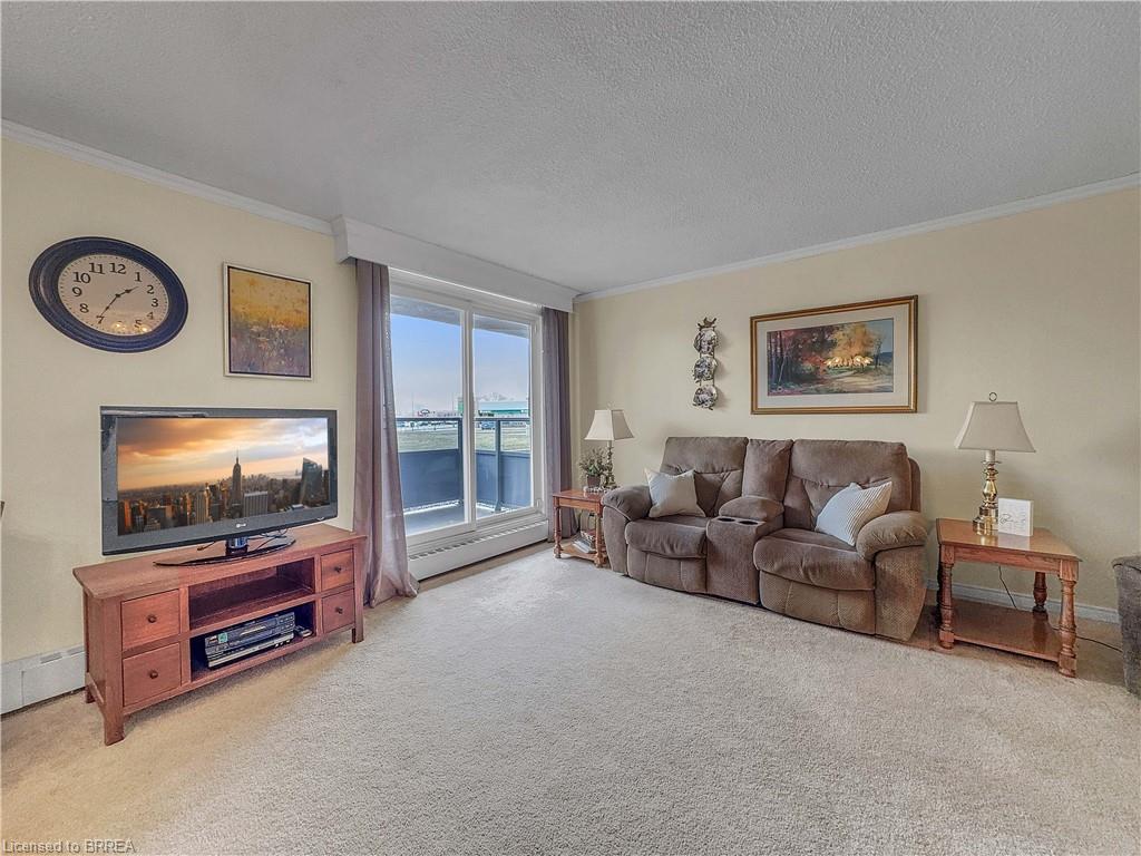101-640 West Street, Brantford Unit: 101