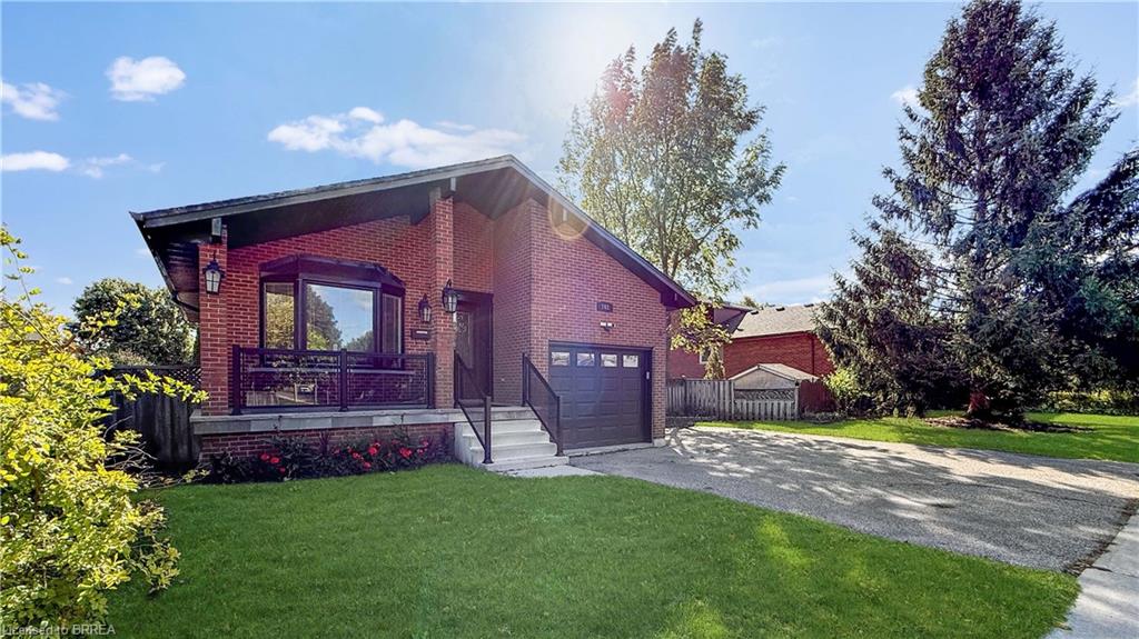 701 Upper Paradise Road, Hamilton