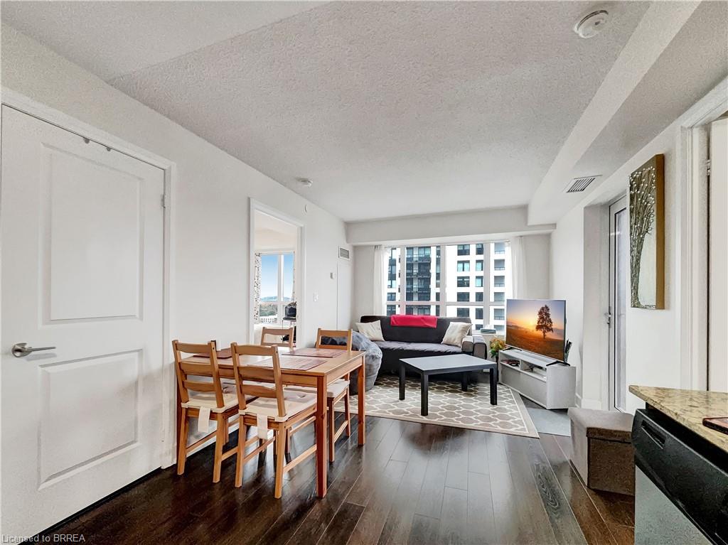1724-2 Eva Road Unit: 1724