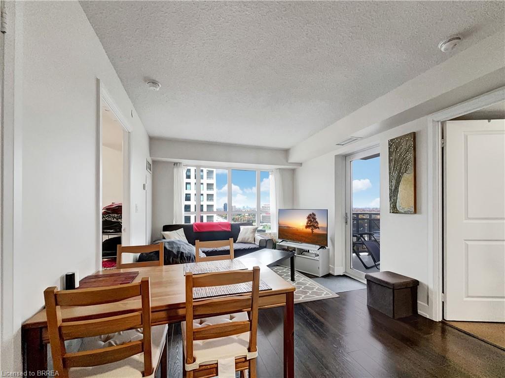 1724-2 Eva Road Unit: 1724