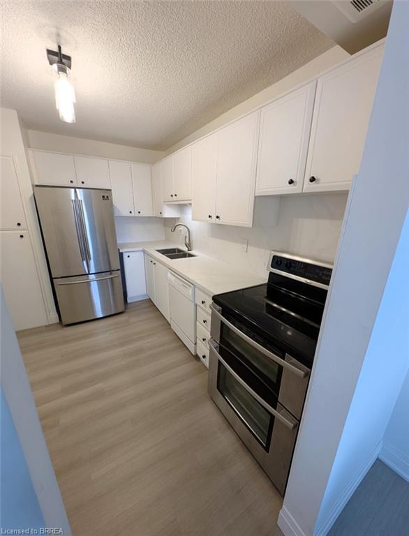 908-640 West Street Unit: 908