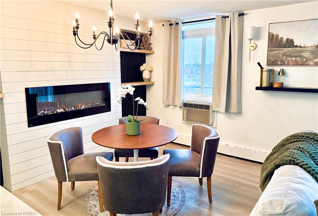 908-640 West Street Unit: 908