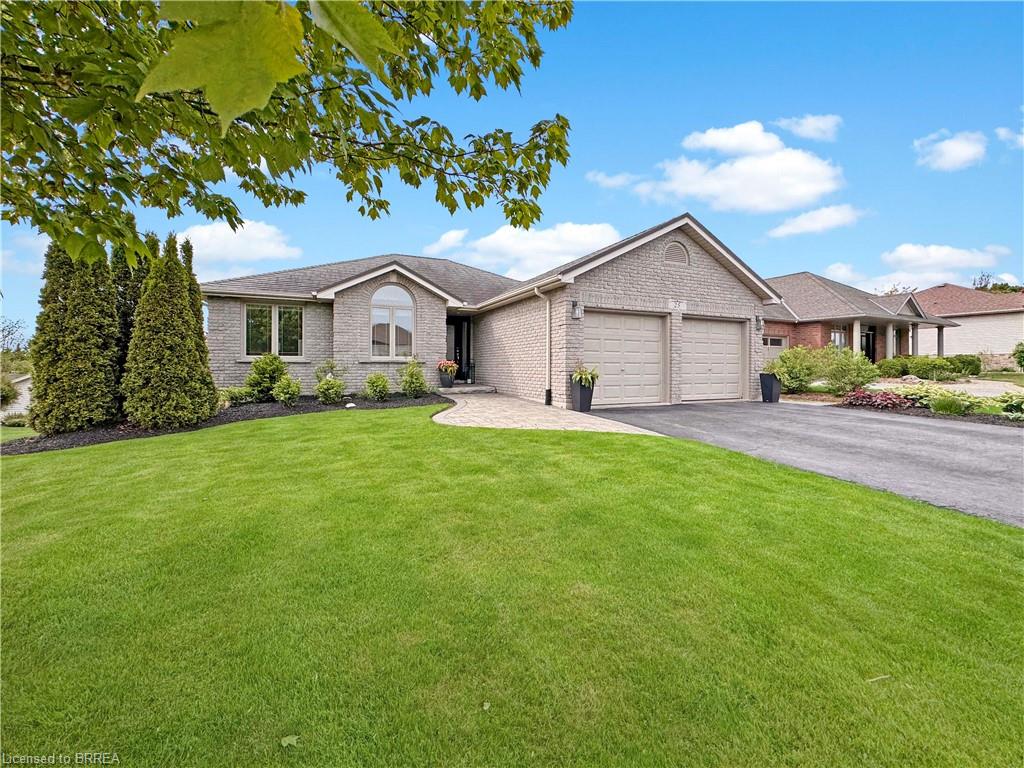 25 Bradbury Crescent