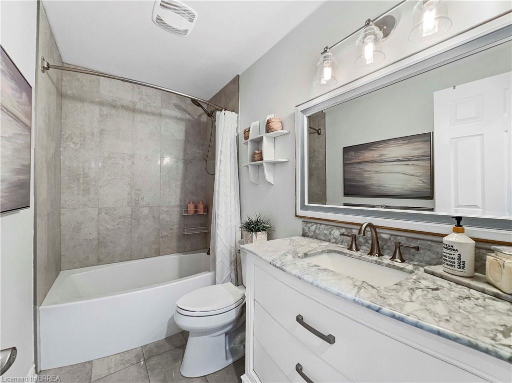 25 Bradbury Crescent