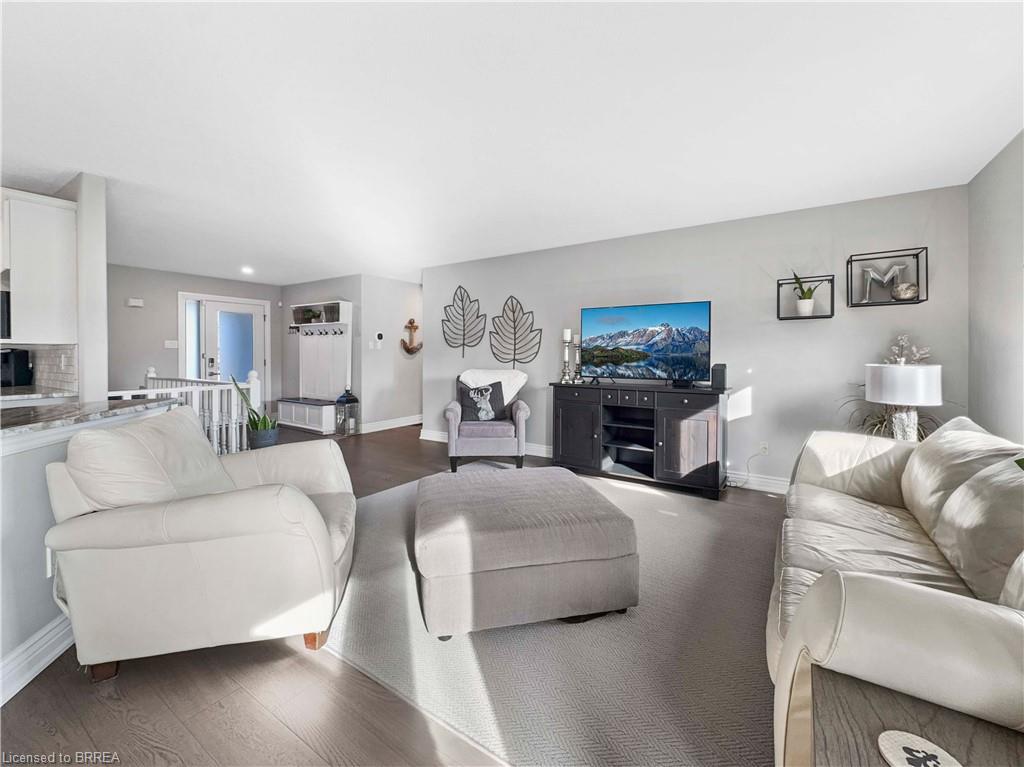 25 Bradbury Crescent