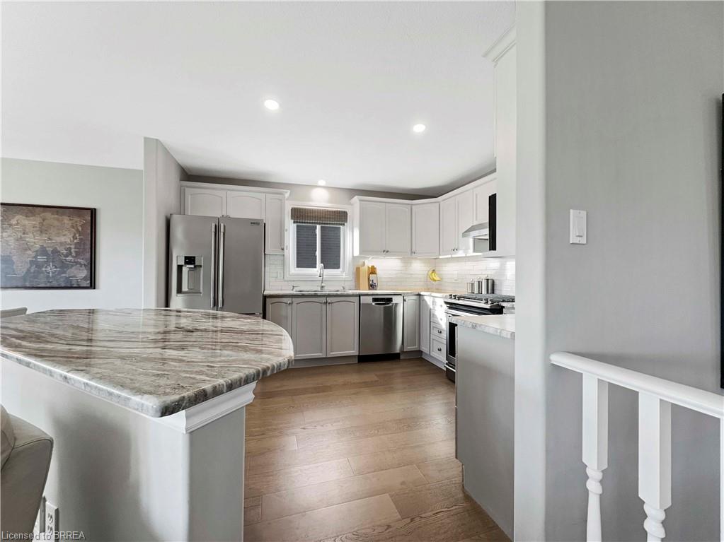 25 Bradbury Crescent