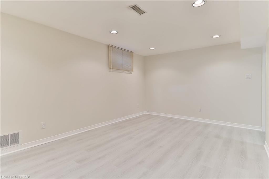 32 Christina Crescent