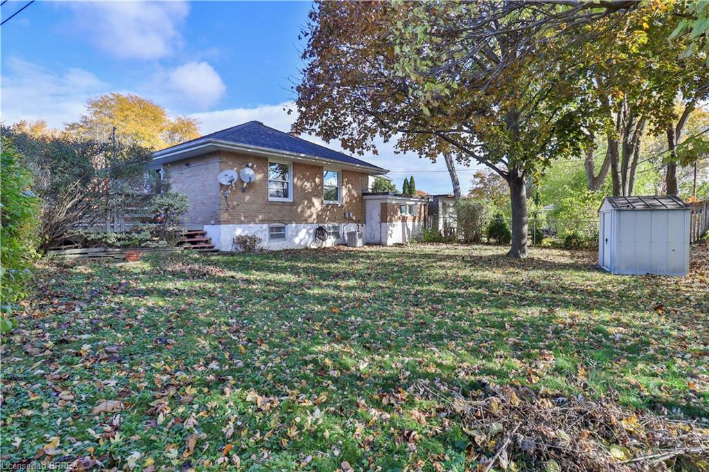 32 Christina Crescent