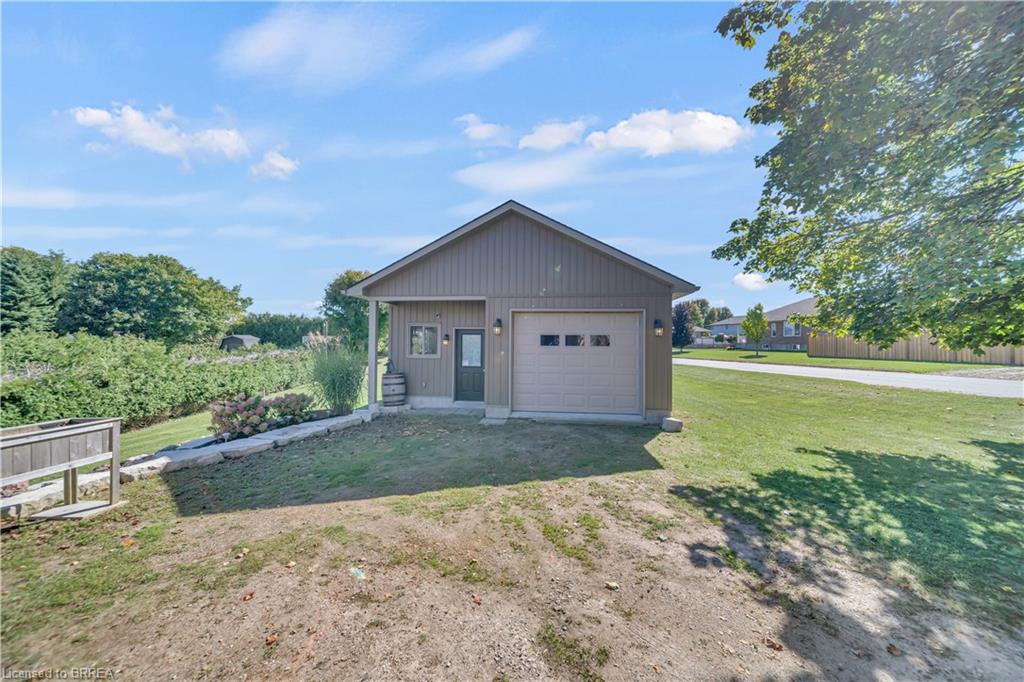 690 Wallace Avenue S