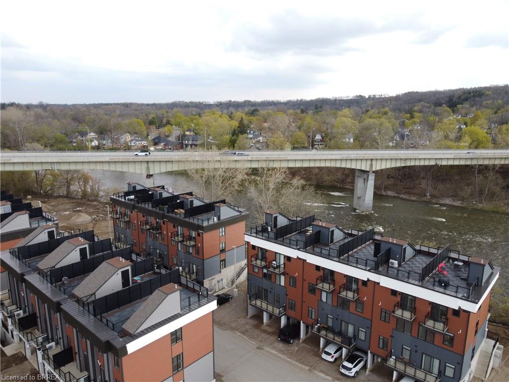 3-2 Willow Street Unit: 3