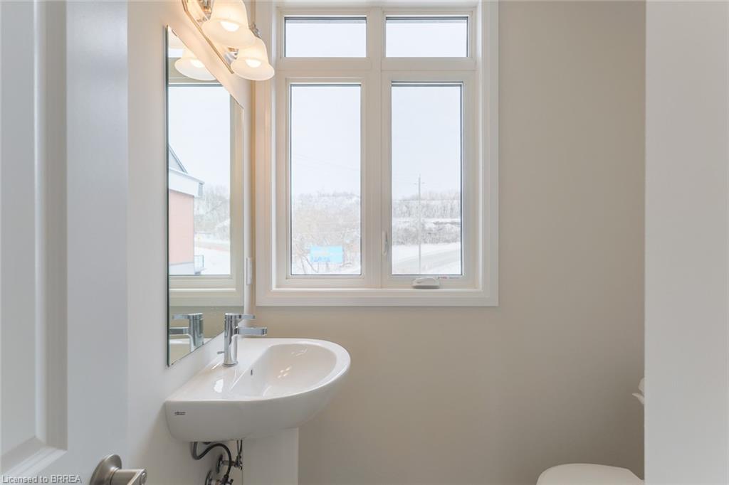 3-2 Willow Street Unit: 3