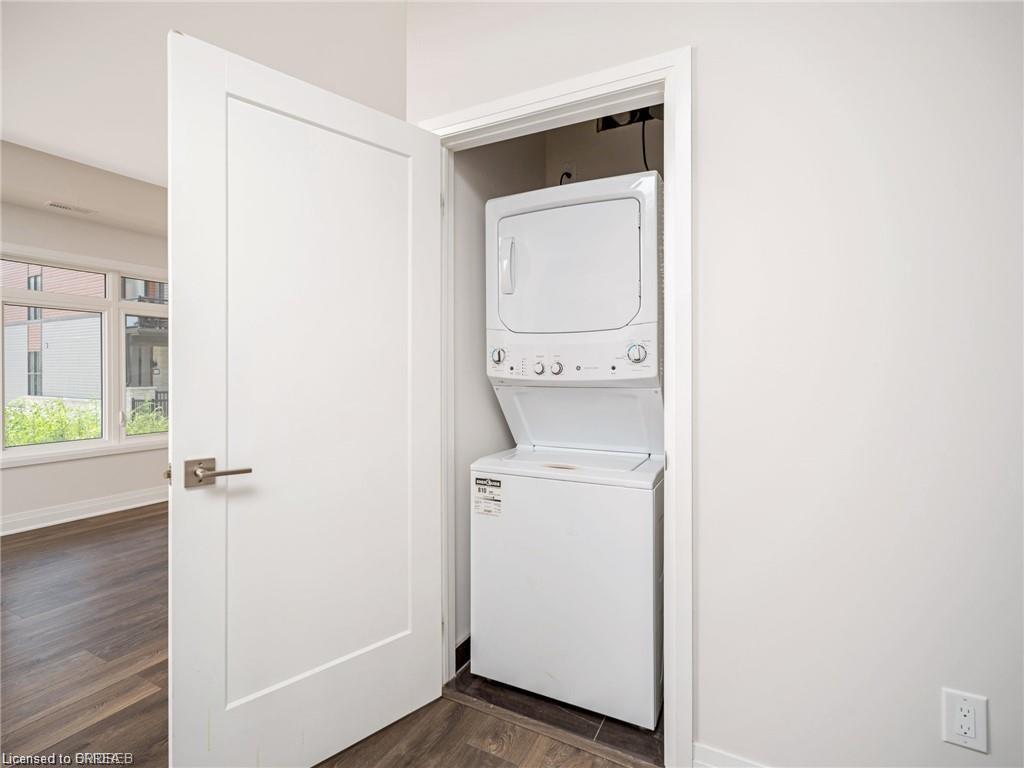 53-2 Willow Street Unit: 53