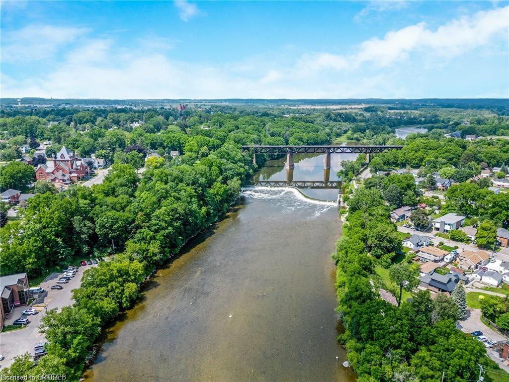 53-2 Willow Street Unit: 53