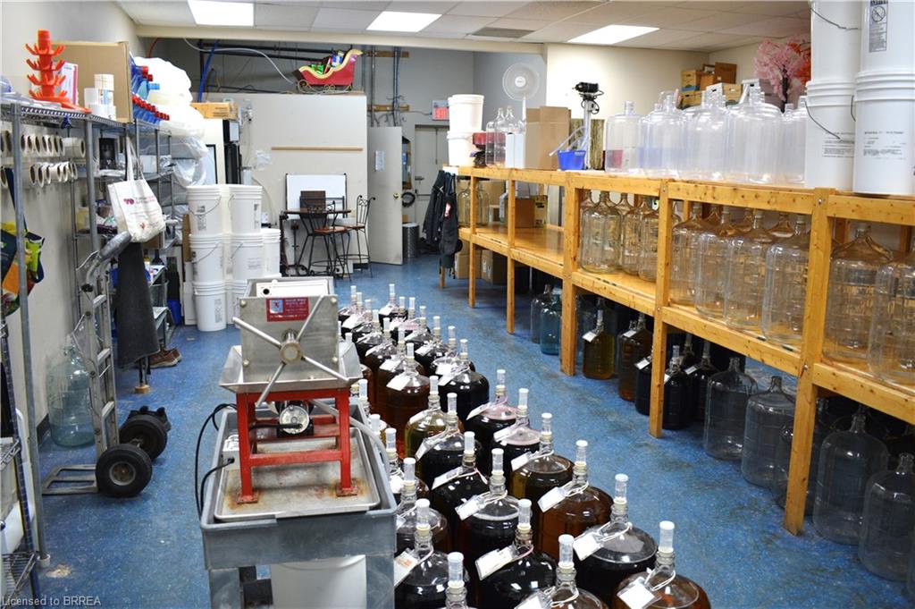 7-250 King George Road Unit: 7