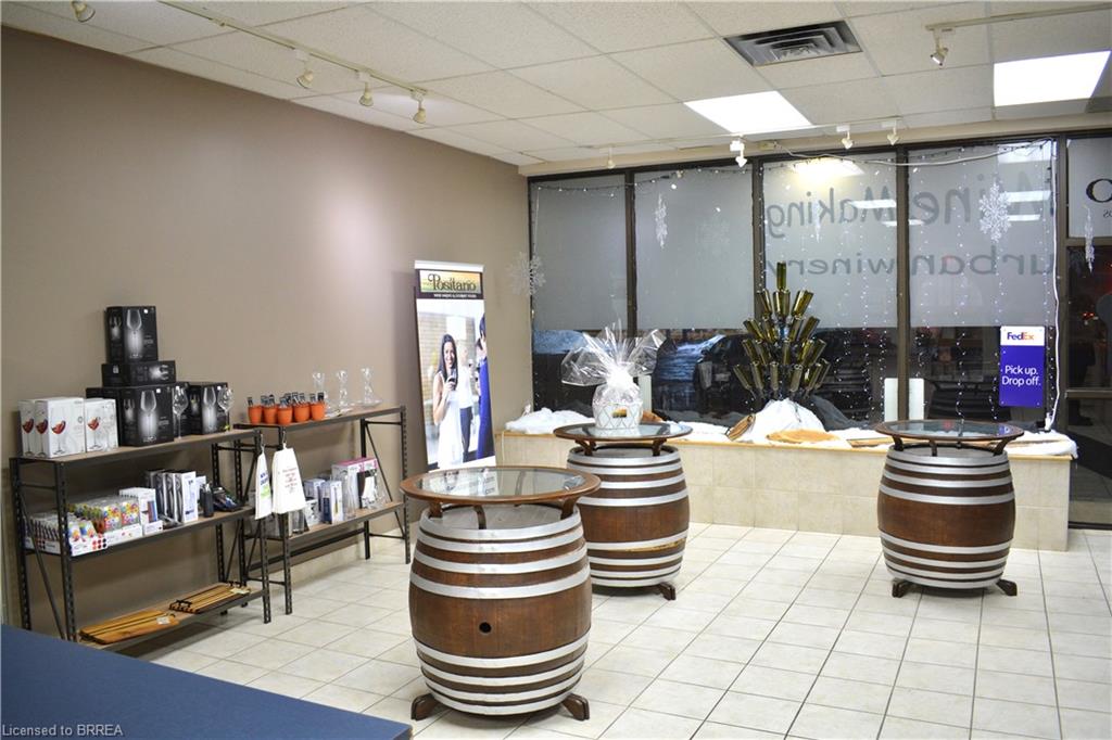 7-250 King George Road Unit: 7