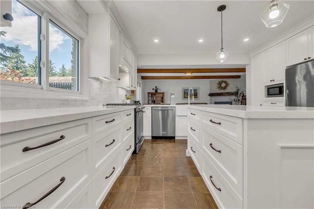 6566 Concession 4 Road