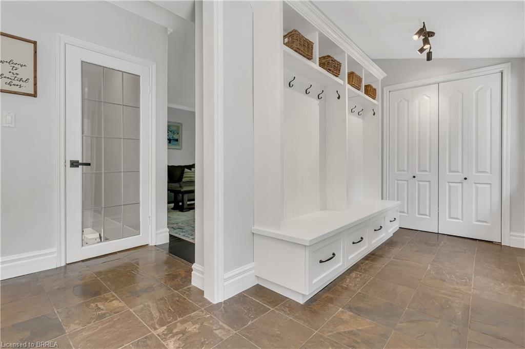 6566 Concession 4 Road