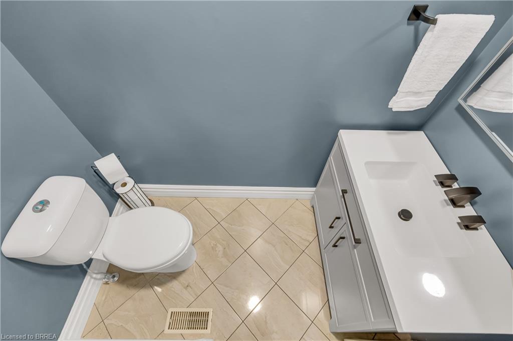 6566 Concession 4 Road