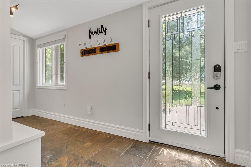 6566 Concession 4 Road