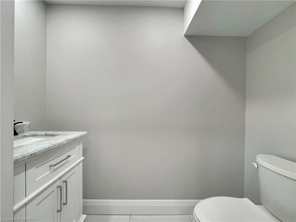 47 Evelyn Street Unit: LOWER