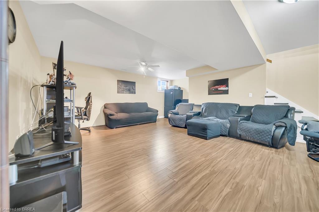 44611 Perth Line 86 Line