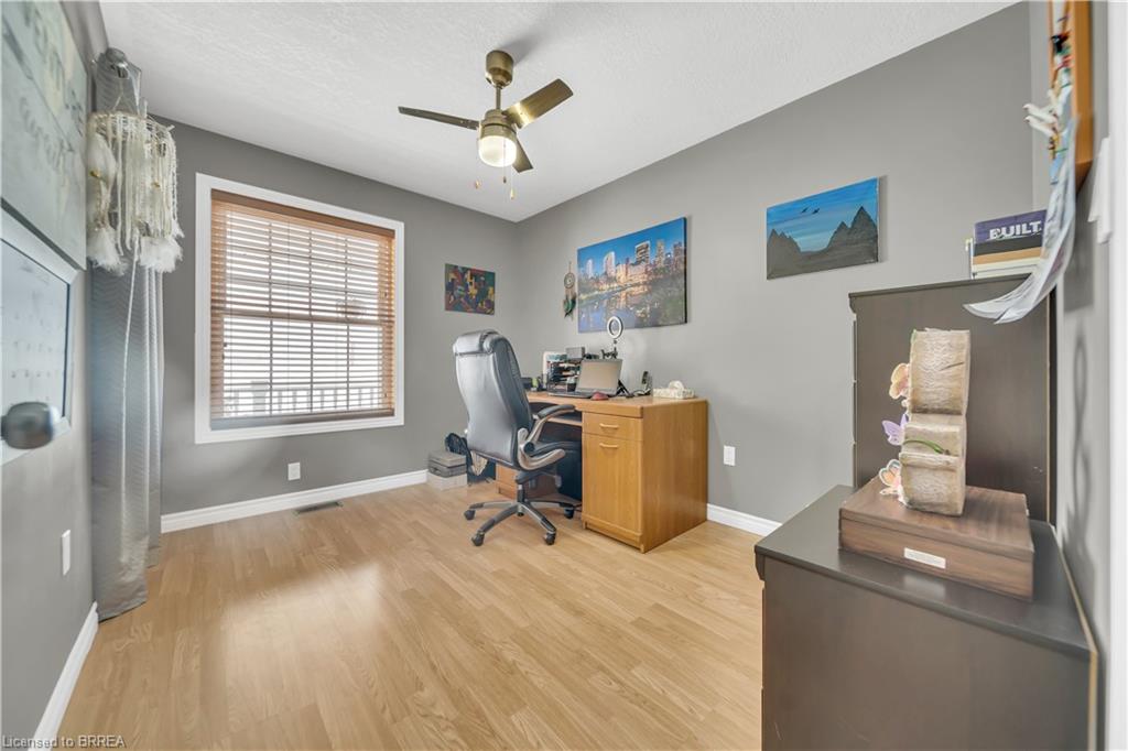 44611 Perth Line 86 Line