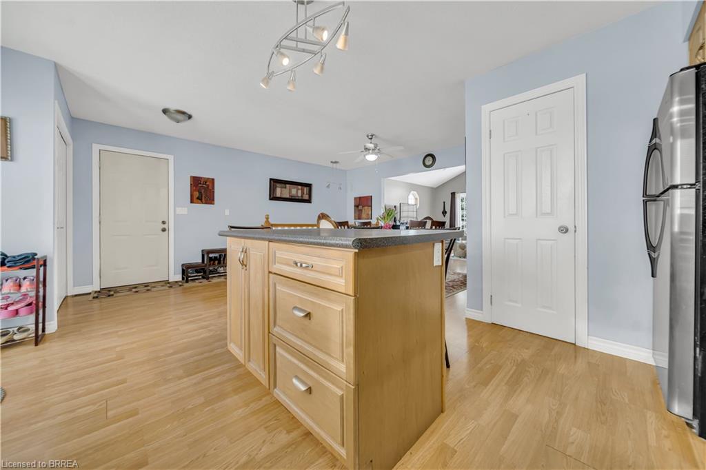 44611 Perth Line 86 Line