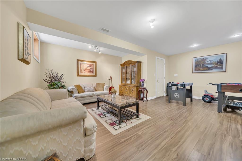 44611 Perth Line 86 Line