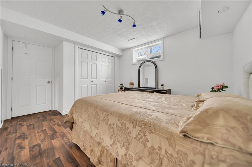 44611 Perth Line 86 Line