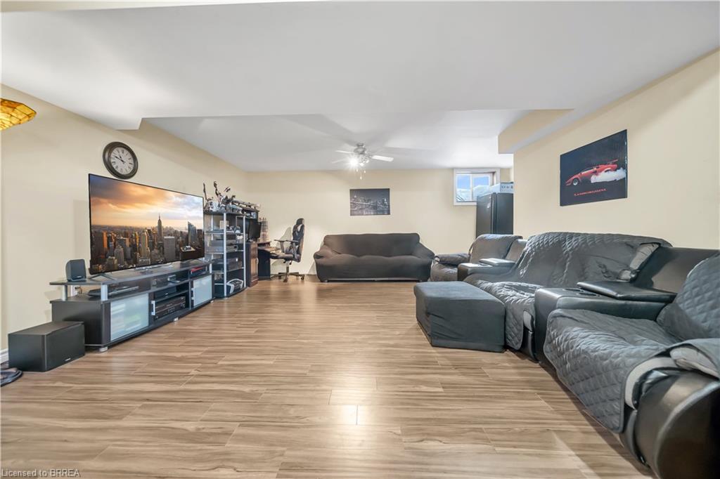 44611 Perth Line 86 Line