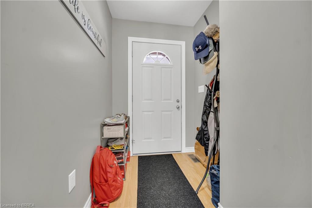 44611 Perth Line 86 Line