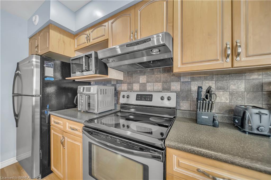 44611 Perth Line 86 Line