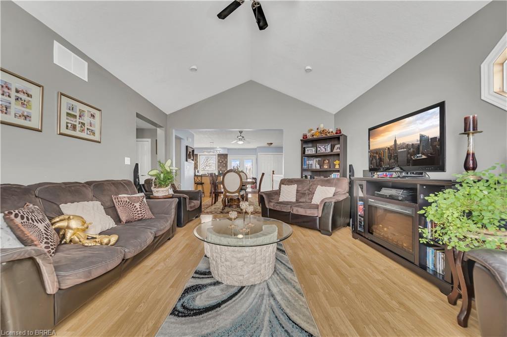 44611 Perth Line 86 Line