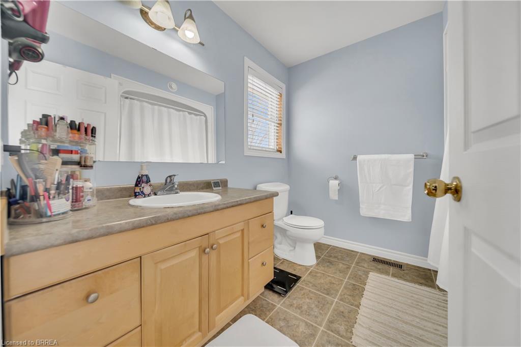 44611 Perth Line 86 Line