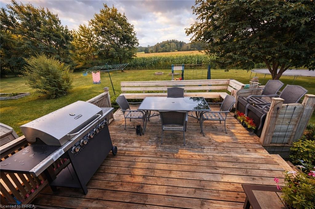 44611 Perth Line 86 Line