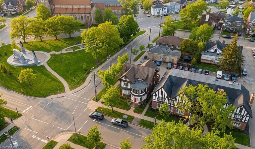 14 Wellington Street