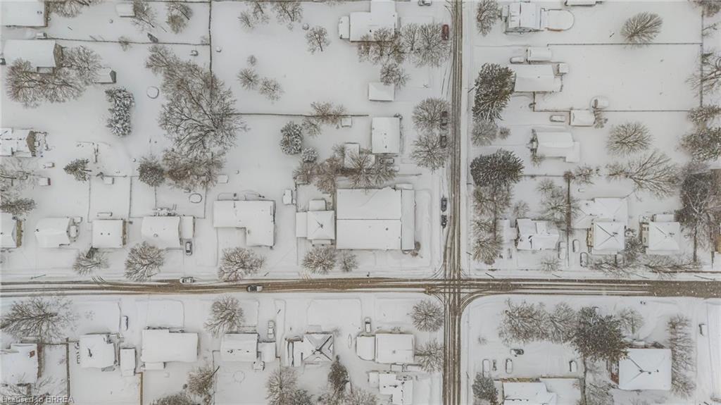 211 Birmingham Street W