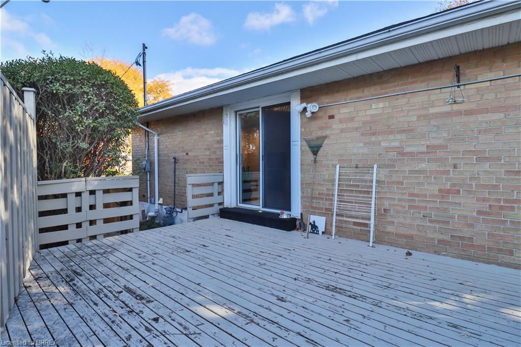 32 Christina Crescent