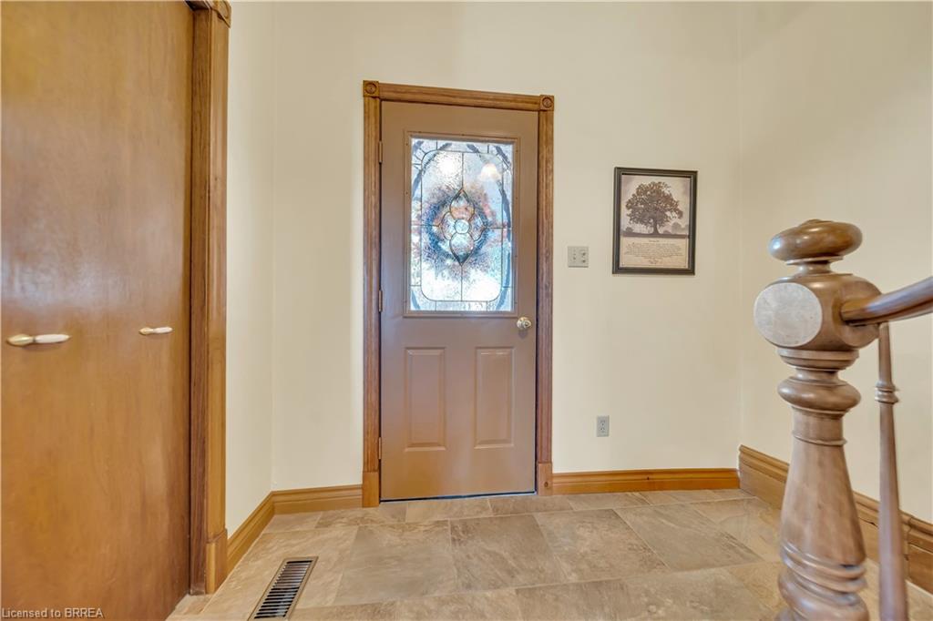 690 Wallace Avenue S