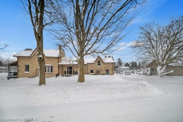 690 Wallace Avenue S