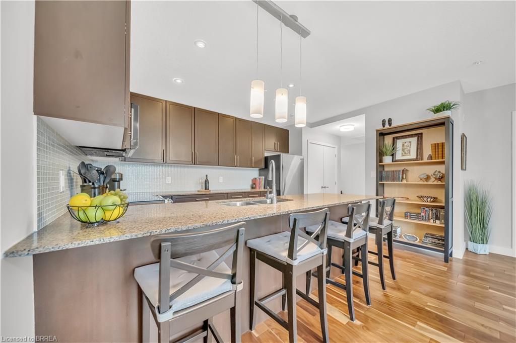 214-188 King Street S Unit: 214